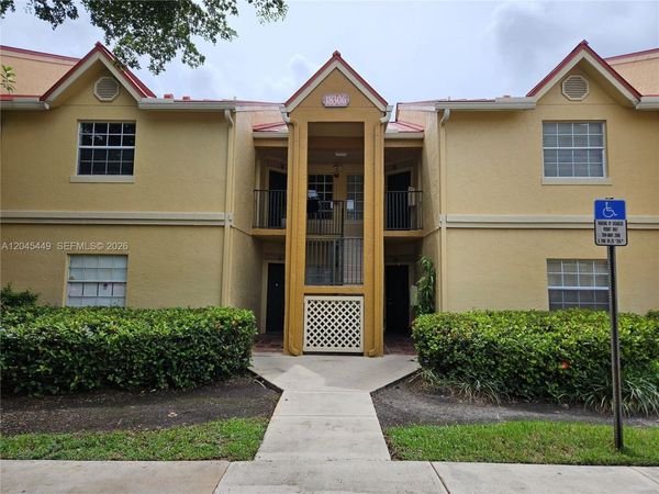 18306 NW 68th Ave , Unit H, Hialeah, FL 33015