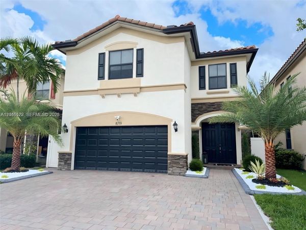 8719 W 33rd Ave , Hialeah, FL 33018