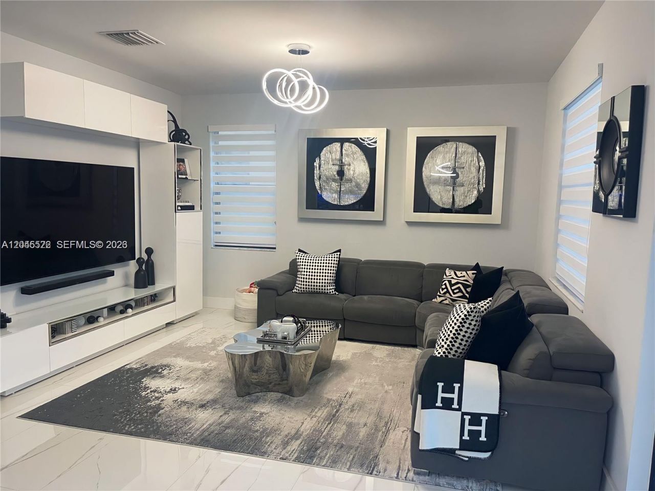 8719 W 33rd Ave , Hialeah, FL 33018 Photo