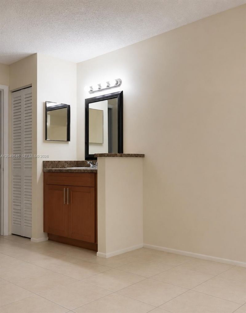9999 Summerbreeze Dr , Unit 317, Sunrise, FL 33322 Photo