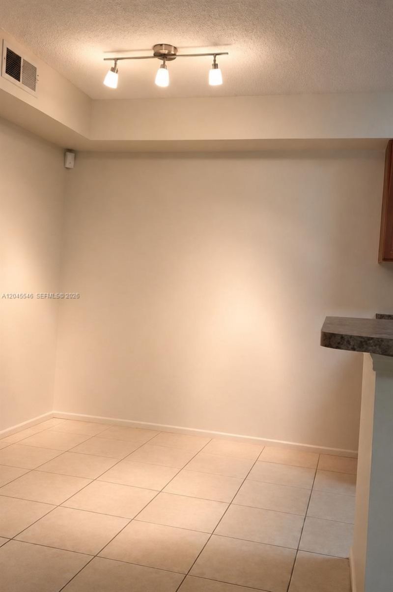 9999 Summerbreeze Dr , Unit 317, Sunrise, FL 33322 Photo