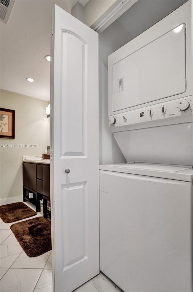 1301 E Hillsboro Blvd , Unit 307, Deerfield Beach, FL 33441 Photo