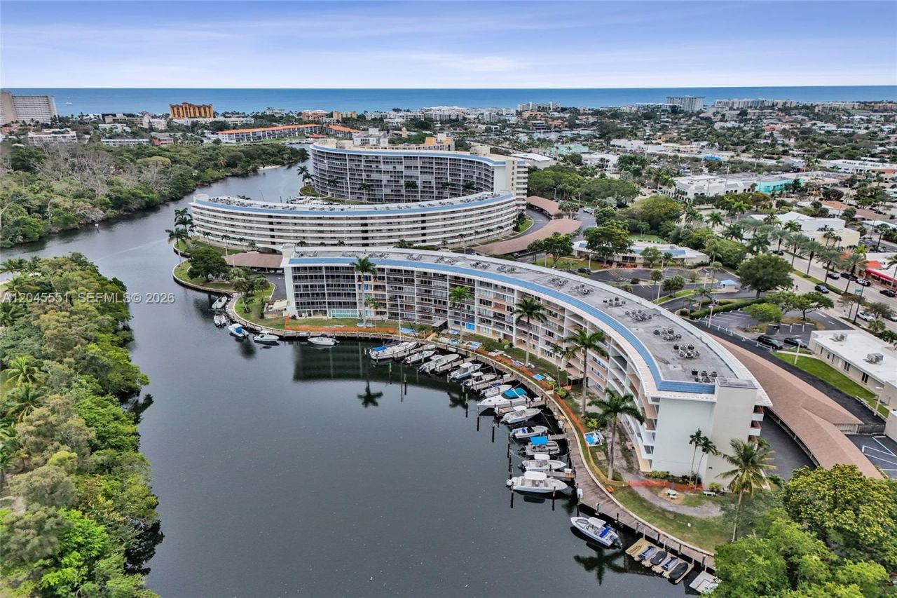 1301 E Hillsboro Blvd , Unit 307, Deerfield Beach, FL 33441 Photo