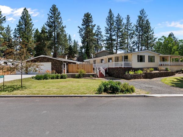 60944 McMullin Drive, Bend, OR 97702