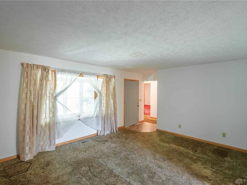 8833 E State Route 41, New Carlisle, OH 45344 Photo 14
