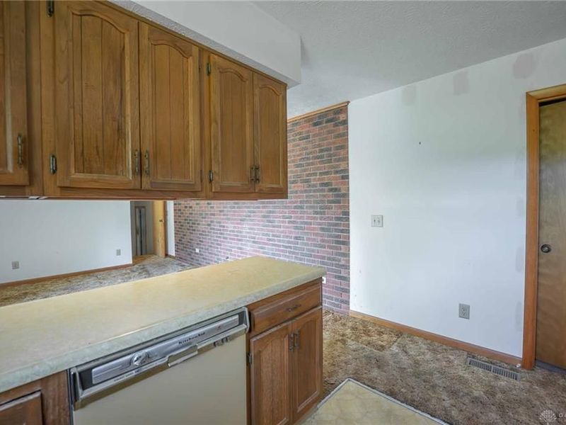 8833 E State Route 41, New Carlisle, OH 45344 Photo 19