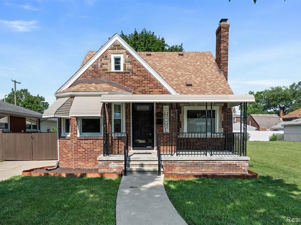 2100 21st Street, Wyandotte, MI 48192