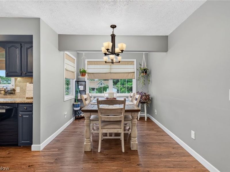 5668 Perry Hills Drive SW, Canton, OH 44706 Photo 16
