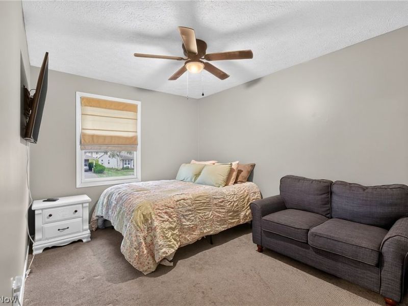 5668 Perry Hills Drive SW, Canton, OH 44706 Photo 25