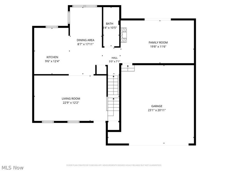5668 Perry Hills Drive SW, Canton, OH 44706 Photo 3