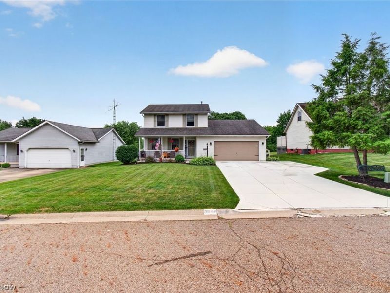 5668 Perry Hills Drive SW, Canton, OH 44706 Photo 6
