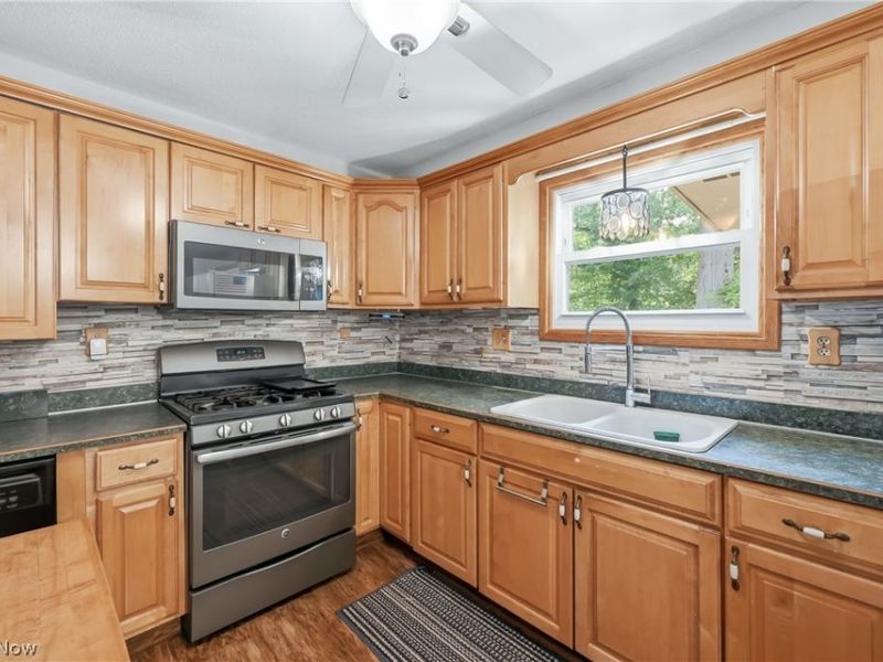 805 Trumbull Drive, Niles, OH 44446 Photo 13