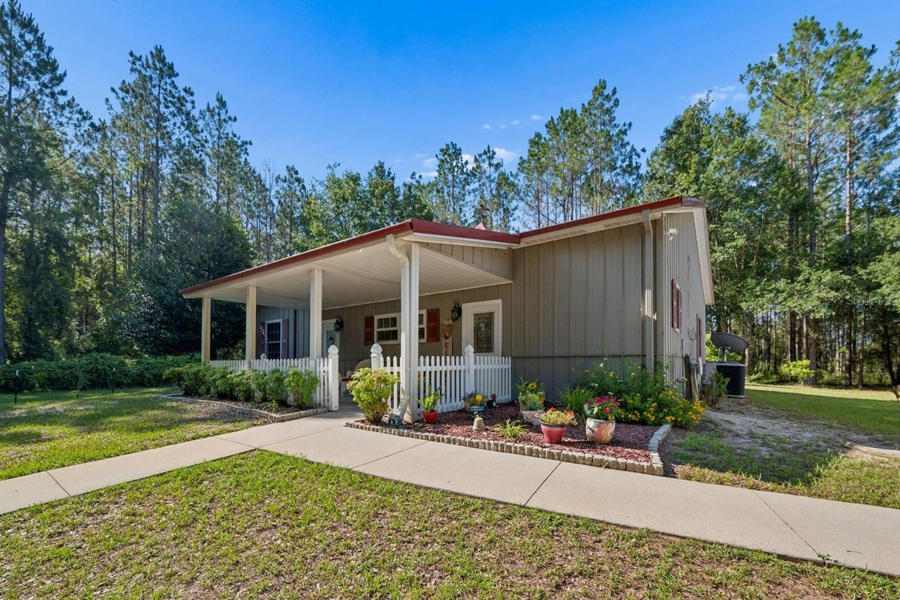 14590 NE 35th Avenue, Chiefland, FL 32626 Photo
