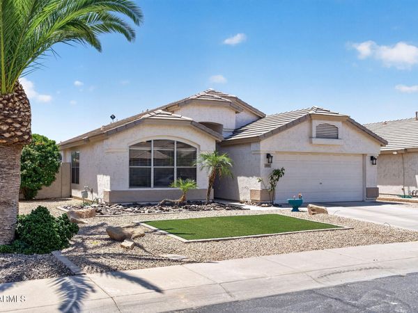 6491 W WAHALLA Lane, Glendale, AZ 85308