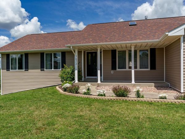 7672 Hawks Ridge, MACHESNEY PARK, IL 61115
