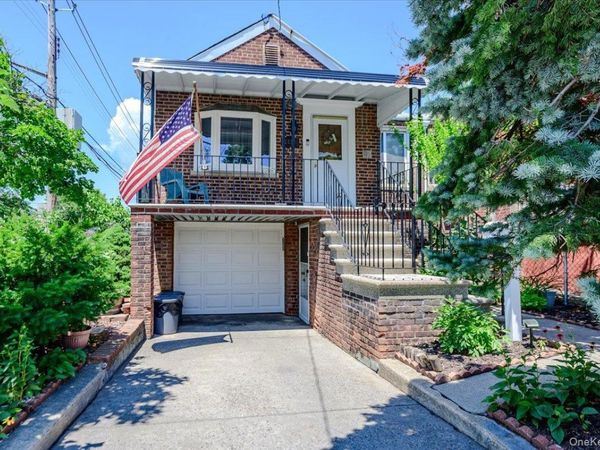 2827 Philip Avenue , Bronx, NY 10465