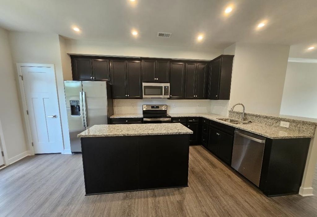 303 Golan Circle  Photo 15