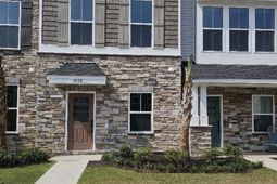 303 Golan Circle  photo 4