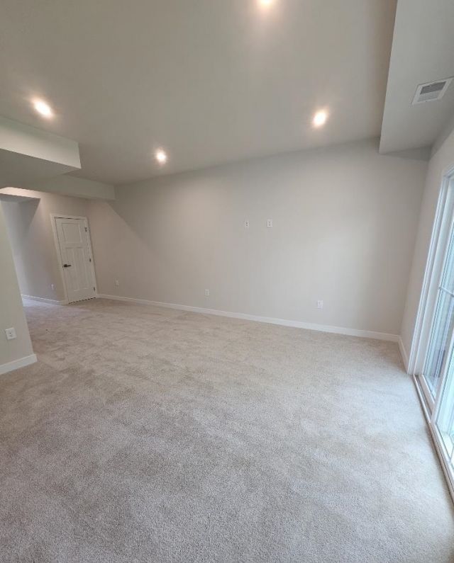 303 Golan Circle  Photo 7