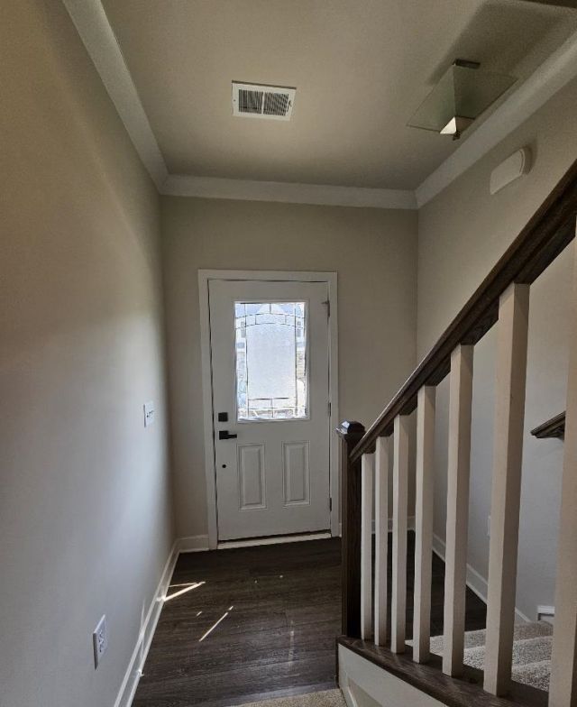 303 Golan Circle  Photo 9