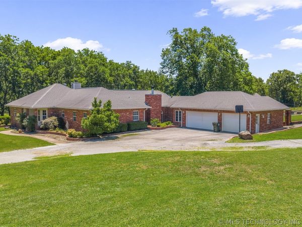 7023 Myall Road , Lone Grove, OK 73443