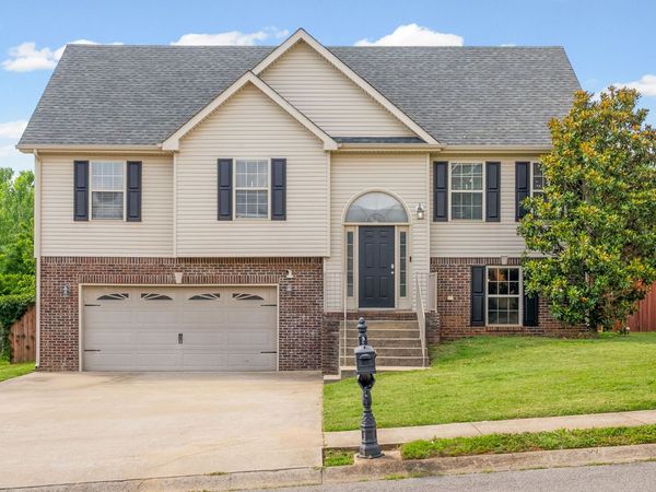 1996 General Neyland Dr , Clarksville, TN 37042