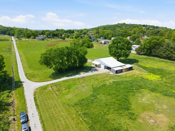 3017 Abigail Ln , Columbia, TN 38401