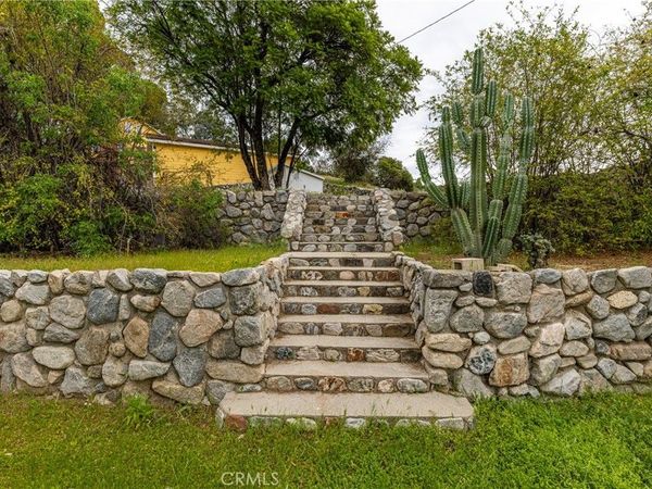7444 Tranquil Drive, Tujunga, CA 91042