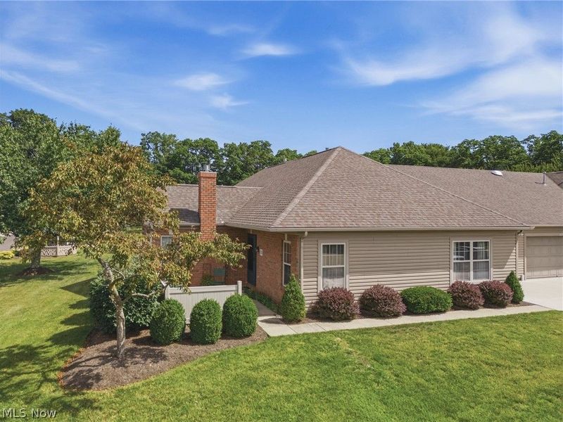 7757 Brittanney Drive, North Canton, OH 44720 Photo 3