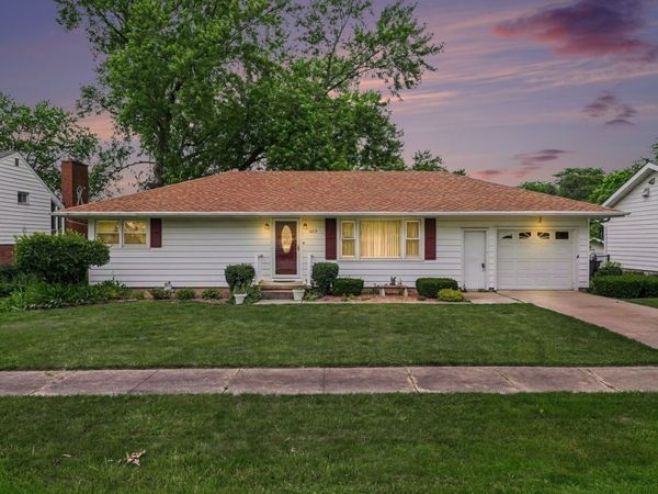 603 Orchard Lane , Beecher, IL 60401