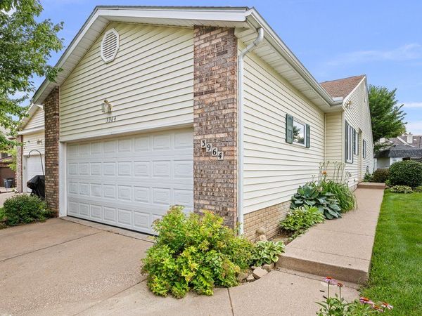 3964 Partridge Circle , Bettendorf, IA 52722