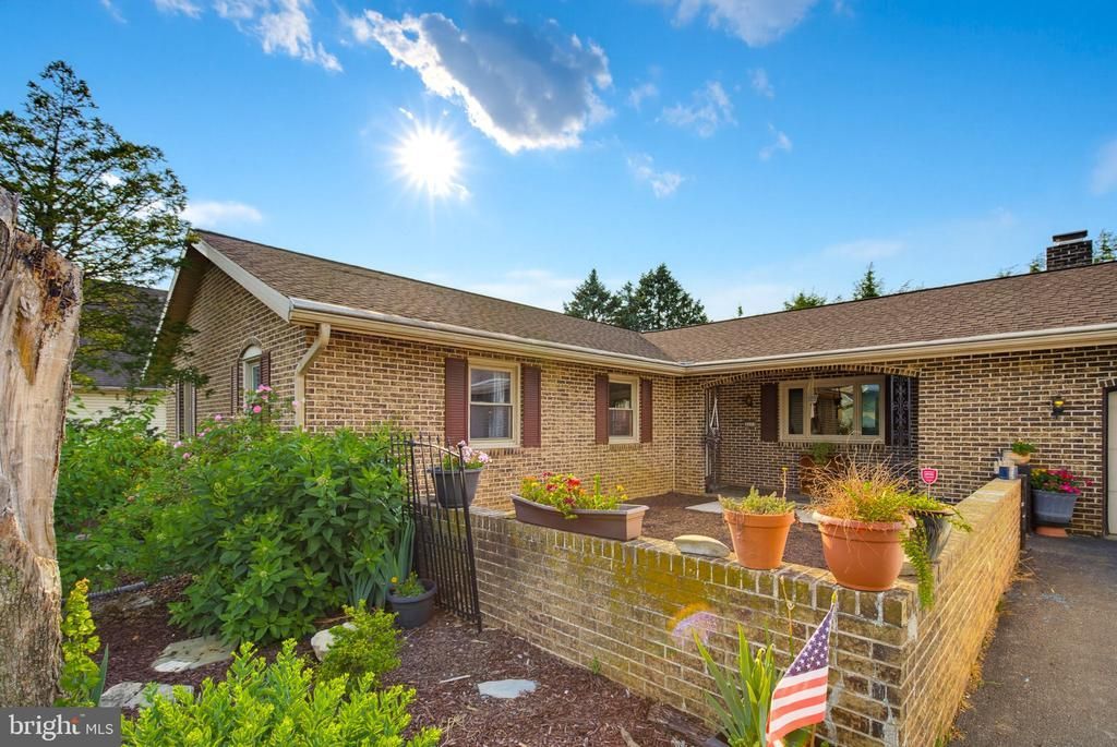 3371 ROTHSVILLE ROAD , AKRON, PA 17501