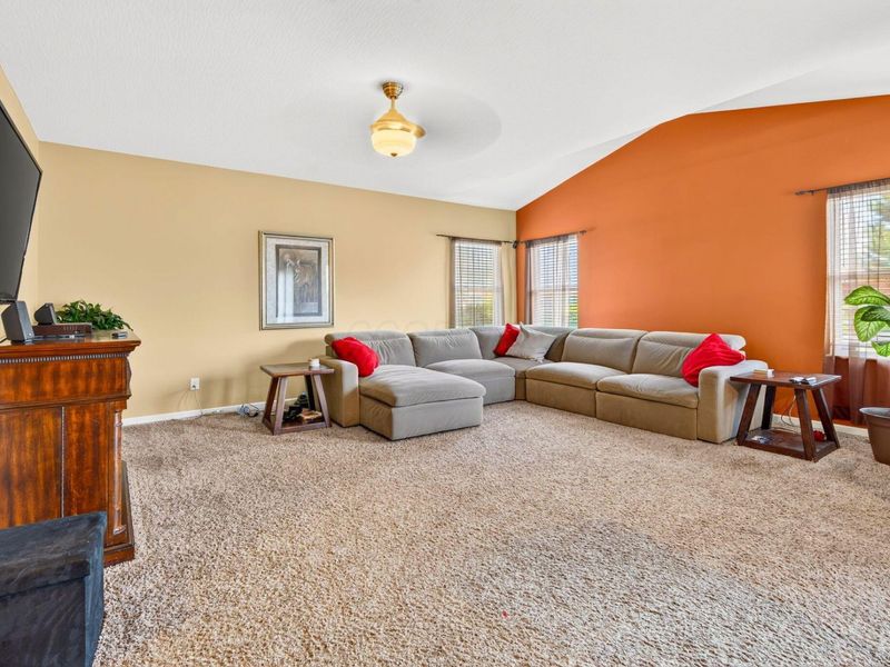 7171 Blue Holly Drive, Lewis Center, OH 43035 Photo 14