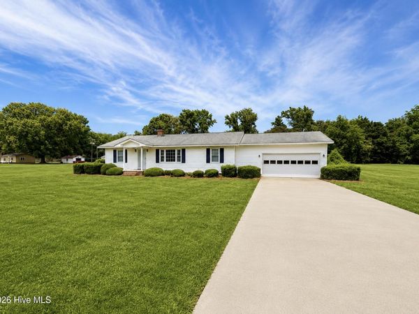 606 Darden Drive, Kinston, NC 28504