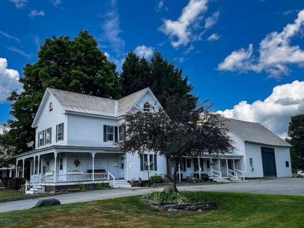145 South Main Street, Chester, VT 05143