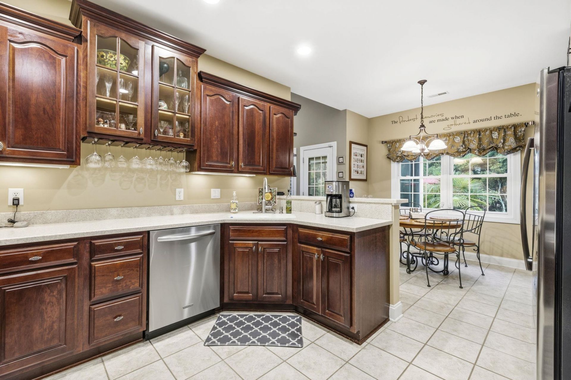37 Highwood Circle  Photo 14