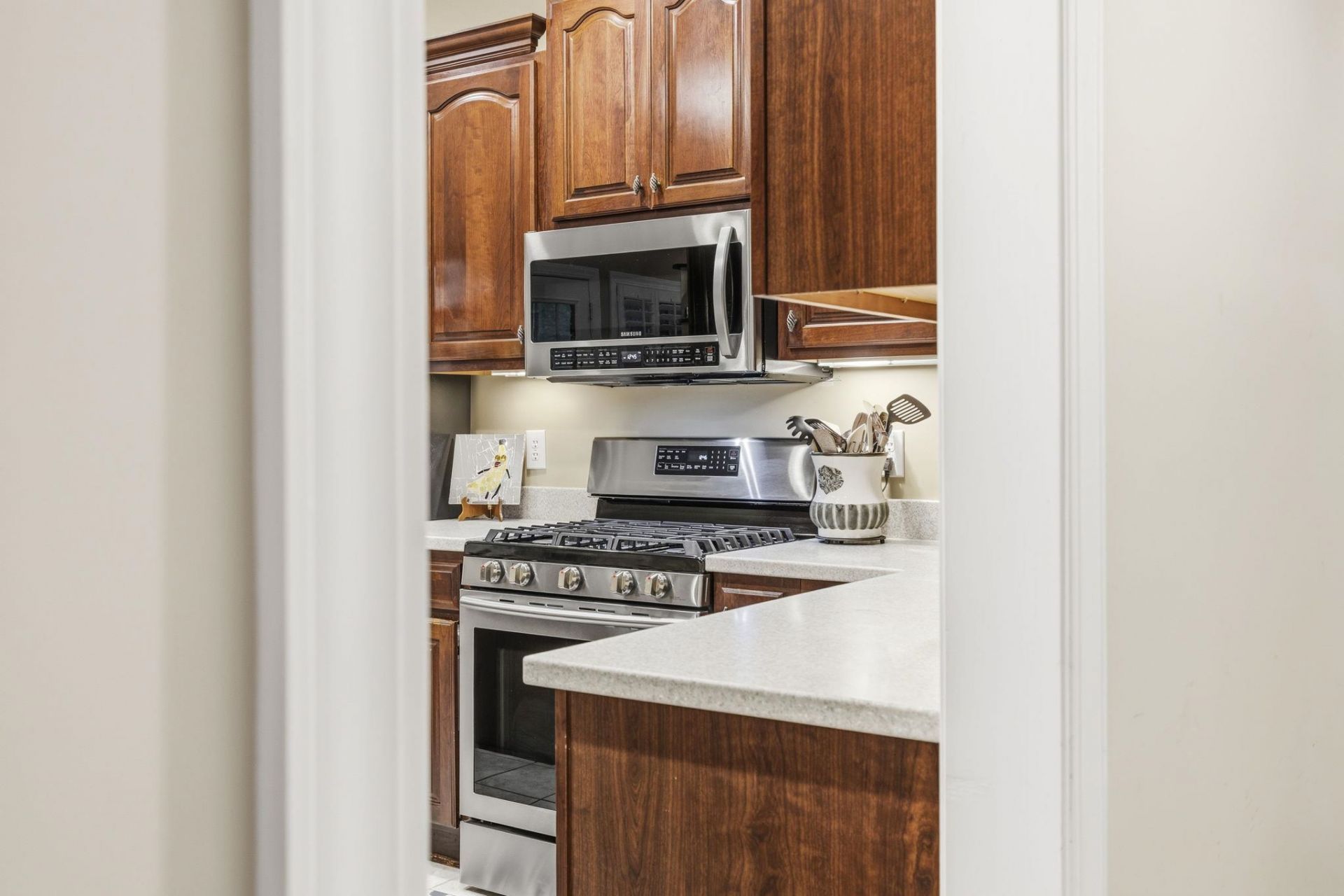 37 Highwood Circle  Photo 17