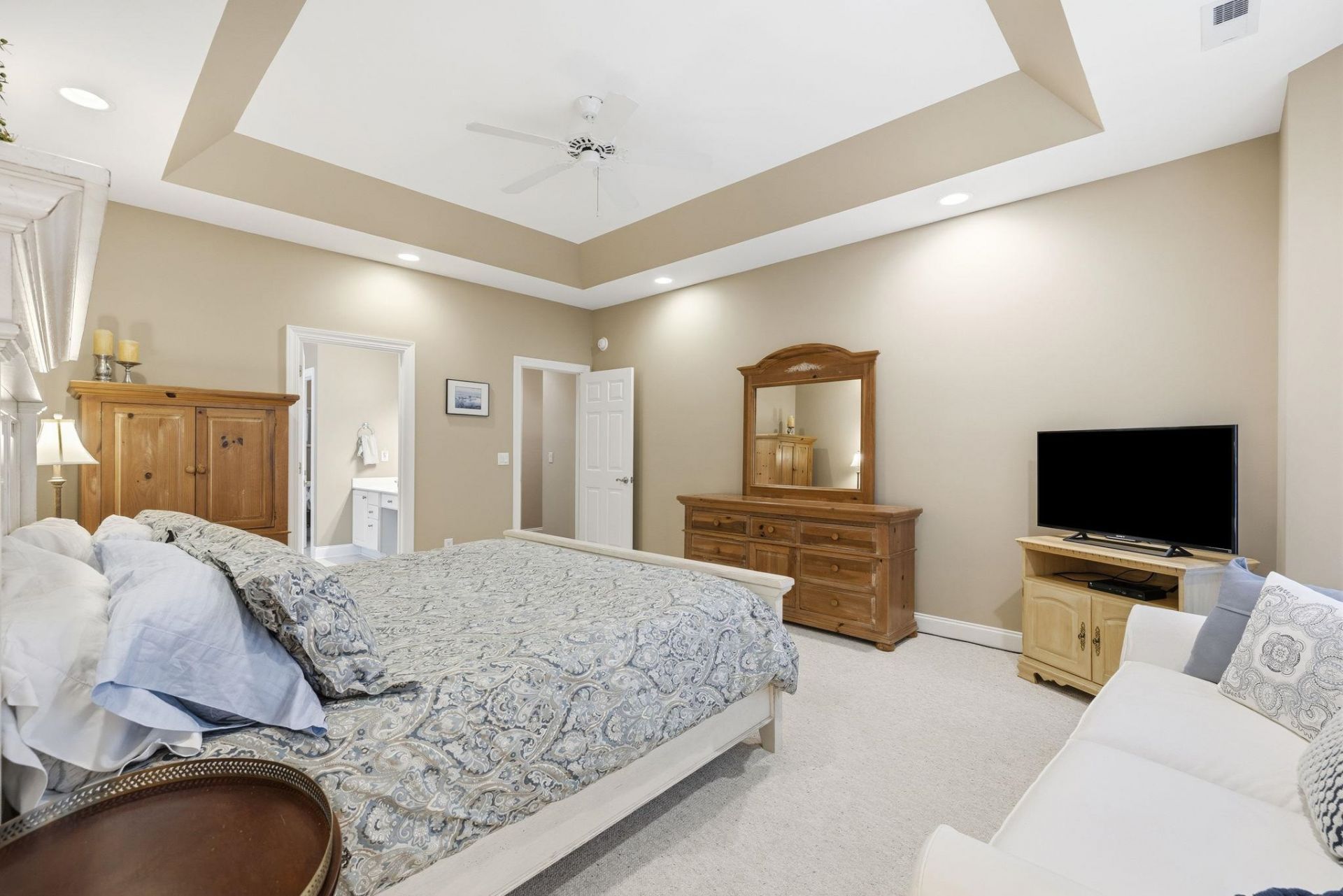 37 Highwood Circle  Photo 22