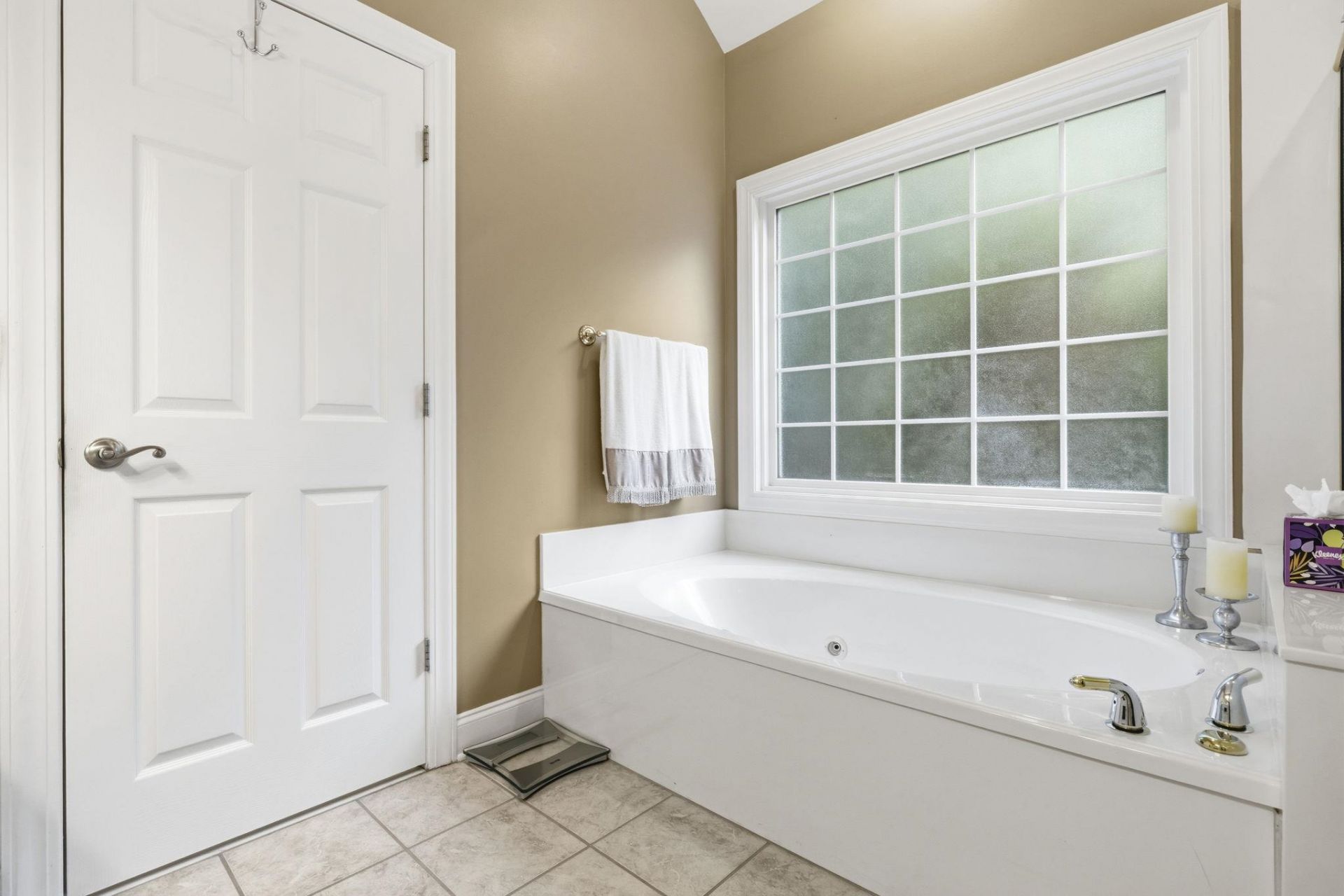 37 Highwood Circle  Photo 26
