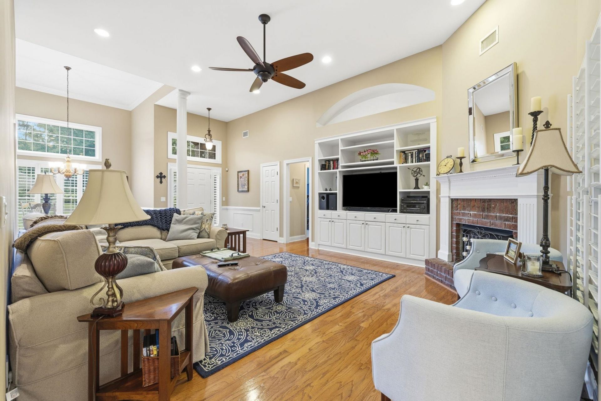 37 Highwood Circle  Photo 8