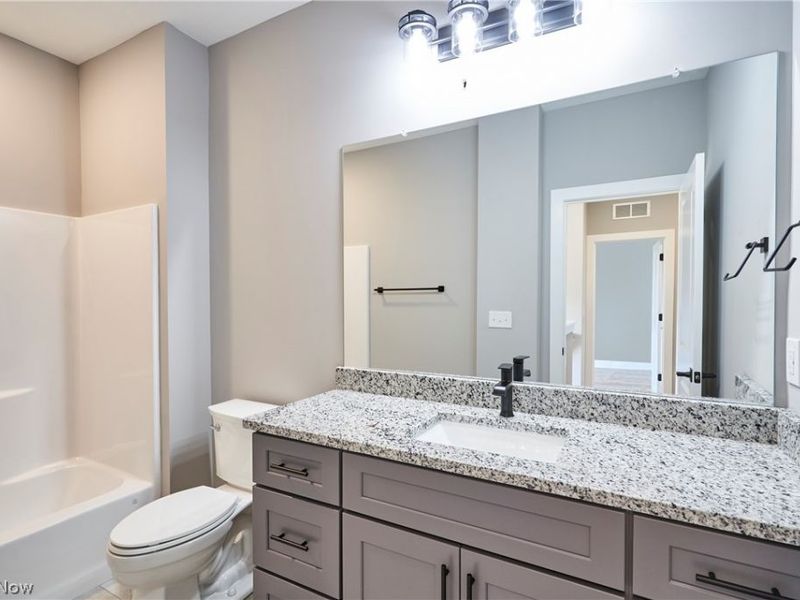 1606 337th Street, Eastlake, OH 44095 Photo 5