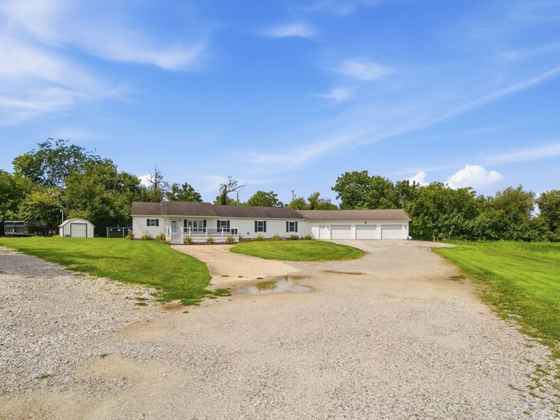 14513 Cemetery Road, Wapakoneta, OH 45895 Photo 2