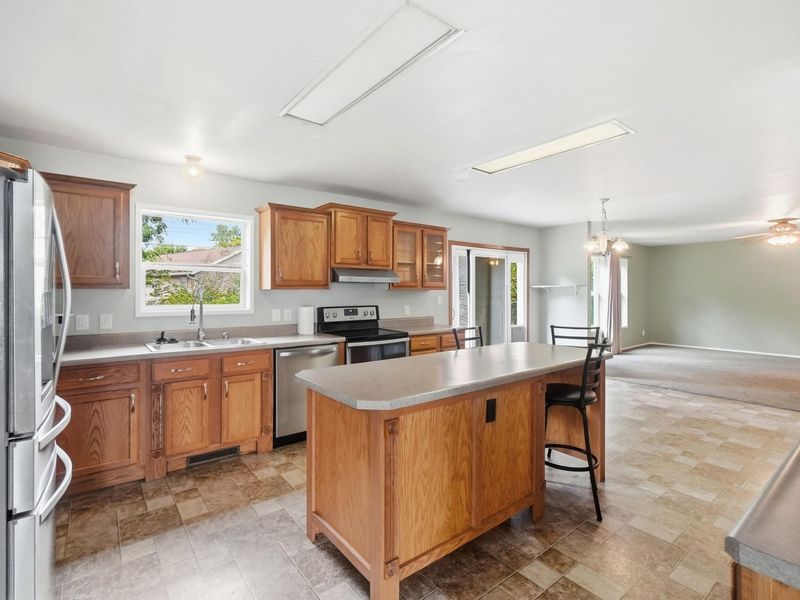 14513 Cemetery Road, Wapakoneta, OH 45895 Photo 8