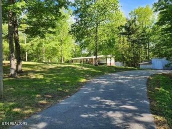 2780 Leatherwood Ford Rd, Jamestown, TN 38556