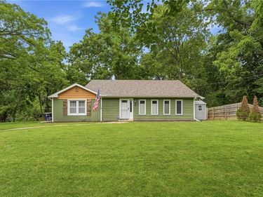 2410 NW 53rd Terrace, Kansas City, MO 64151