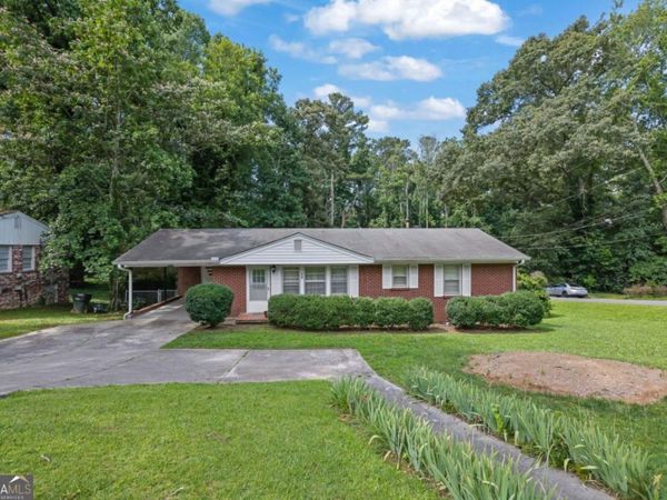 118 Hurt Road SE, Smyrna, GA 30082