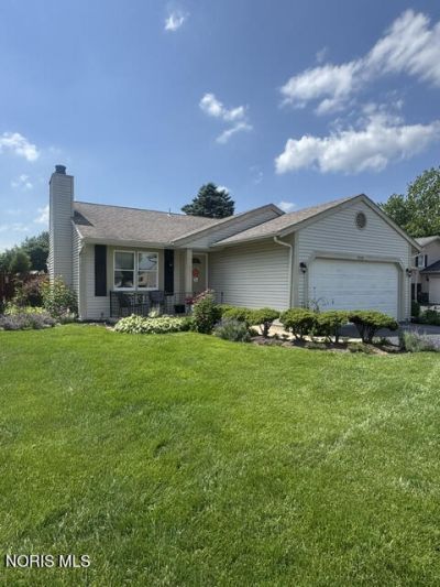 2218 Longport Drive , Maumee, OH 43537 Main Photo
