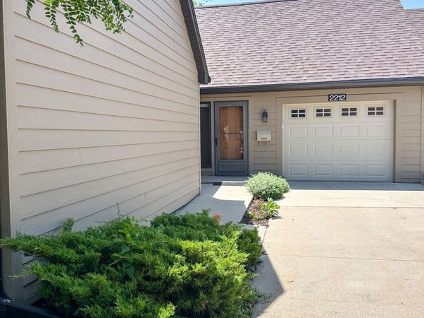 2212 Hamilton Drive, Ames, IA 50014