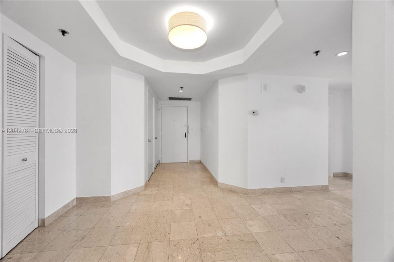 201 Crandon Blvd , Unit 643, Key Biscayne, FL 33149 Photo