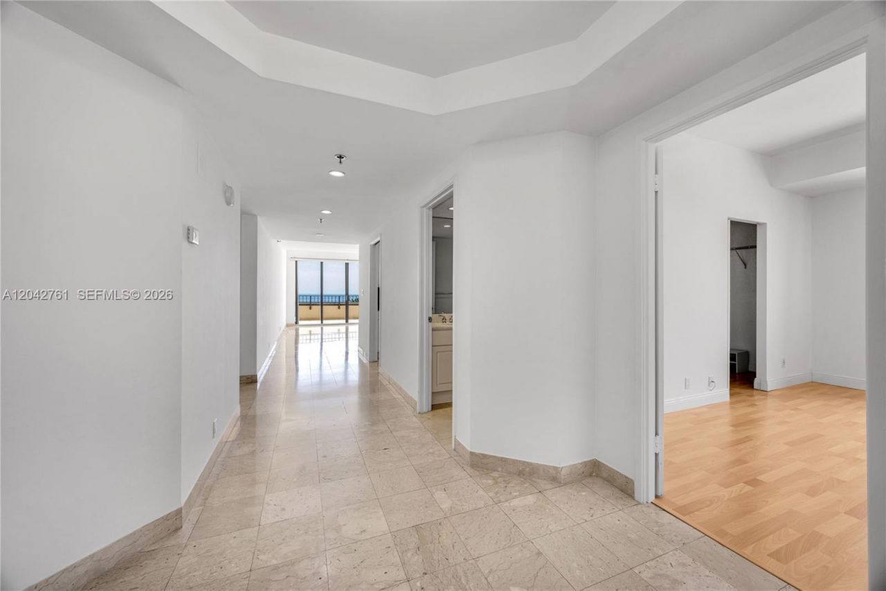 201 Crandon Blvd , Unit 643, Key Biscayne, FL 33149 Photo